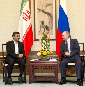 XxjwsfF000083 20120607 BJPFN1A001 292x300 L’Iran contre attaque