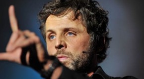 Polémique: Stéphane Guillon déplace un handicapé lors d’un spectacle