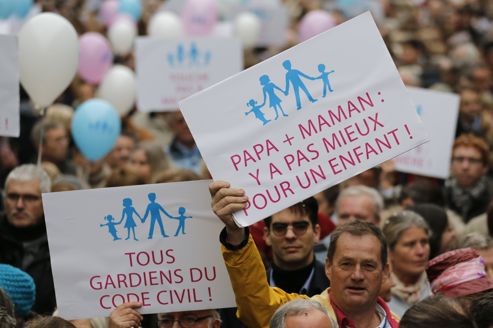  Betrand Delanoë demande 100 000 euros pour du gazon
