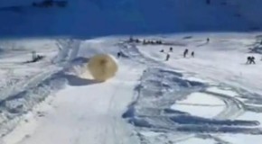 La vidéo tragique d’un accident de zorbing