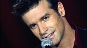 Envie de tomber les filles? Mettez-vous à la guitare !