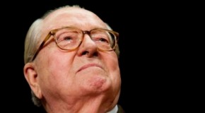 Jean-Marie Le Pen: « Les Roms ont une présence urticante et odorante »